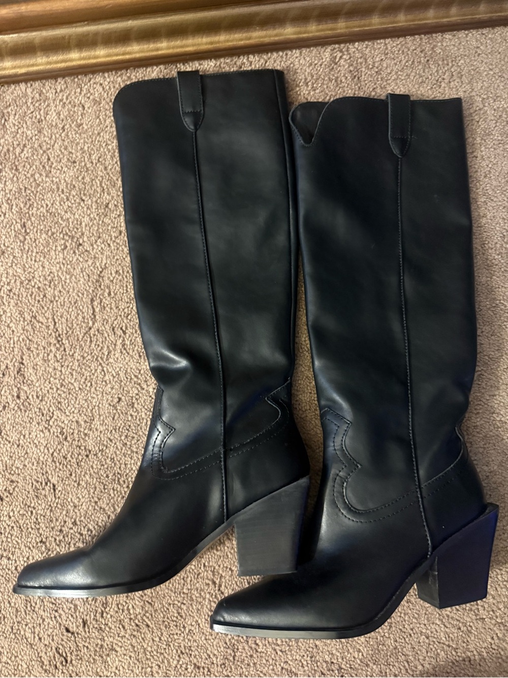Aqua Aerin Black Knee-High Leather Boots - Classic Western Block Heel